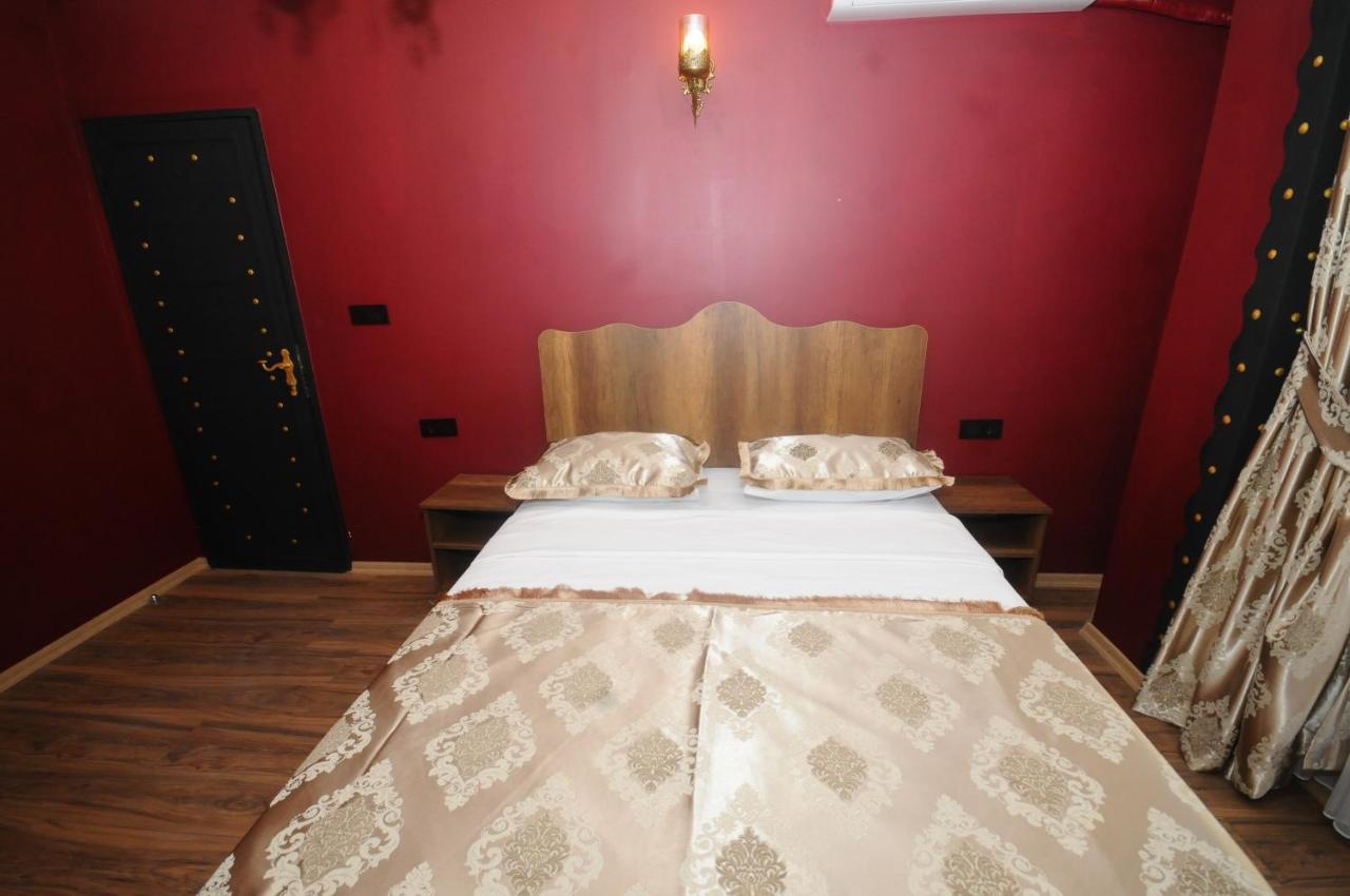 The Old Ottoman Castle Aparthotel Istanboel Buitenkant foto