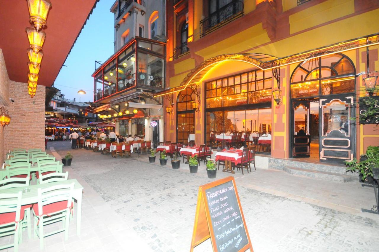 The Old Ottoman Castle Aparthotel Istanboel Buitenkant foto